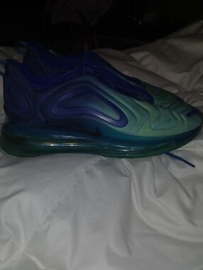 Nike Gradient Blue-Teal Air Max Sneakers